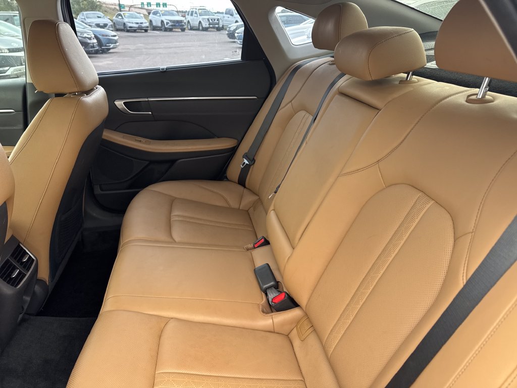 Certified 2022 Hyundai Sonata Limited FWD image 38