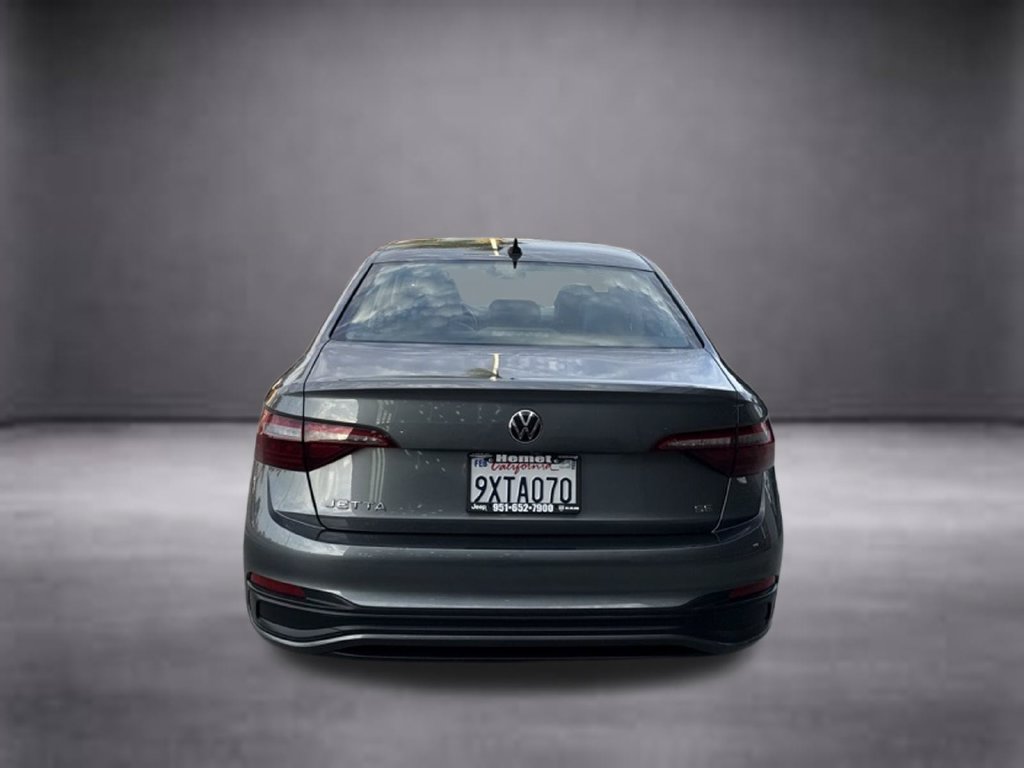 Used 2024 Volkswagen Jetta SE FWD image 7