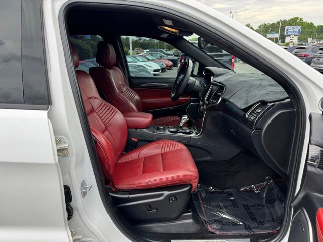 Used 2017 Jeep Grand Cherokee SRT AWD/4WD image 9