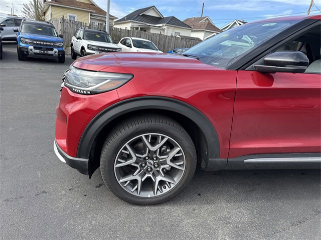 New 2025 Ford Explorer Platinum w/ Ultimate Package image 9