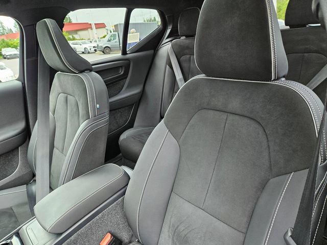 Certified 2023 Volvo XC40 Recharge Plus w/ Protection Package Premier AWD/4WD image 18