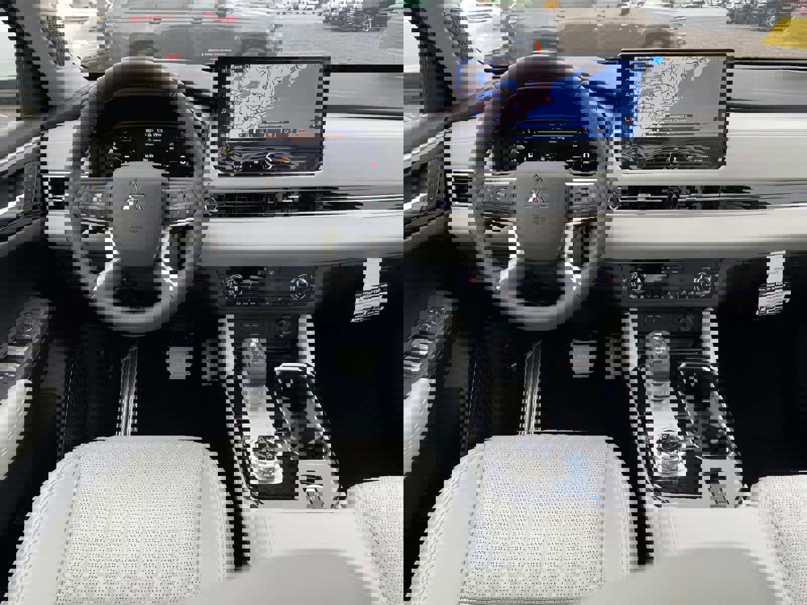 New 2025 Mitsubishi Outlander AWD image 10