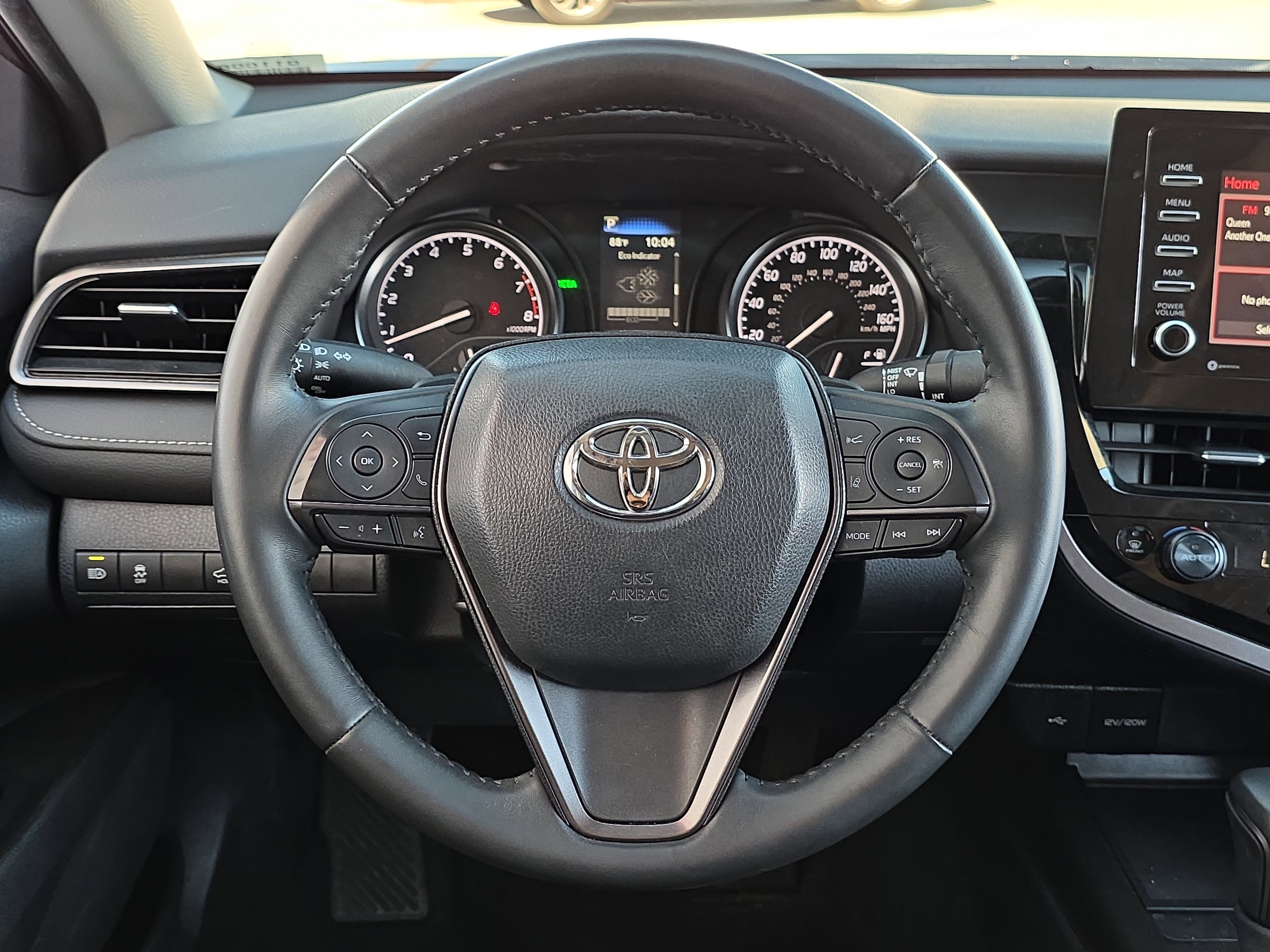 Used 2024 Toyota Camry SE w/ Convenience Package image 13