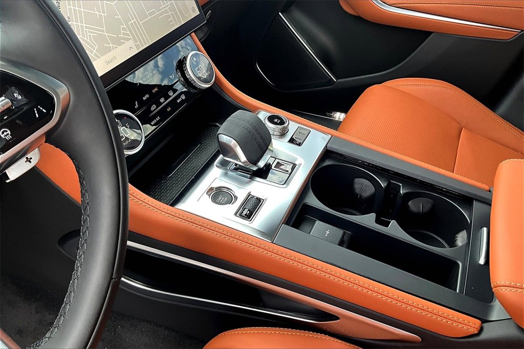 New 2026 Jaguar F-PACE R-Dynamic S image 8