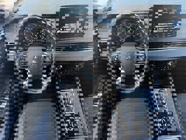 Used 2024 Mitsubishi Outlander SE image 12