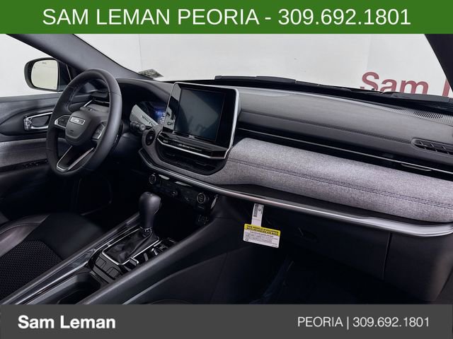 New 2026 Jeep Compass Latitude image 27