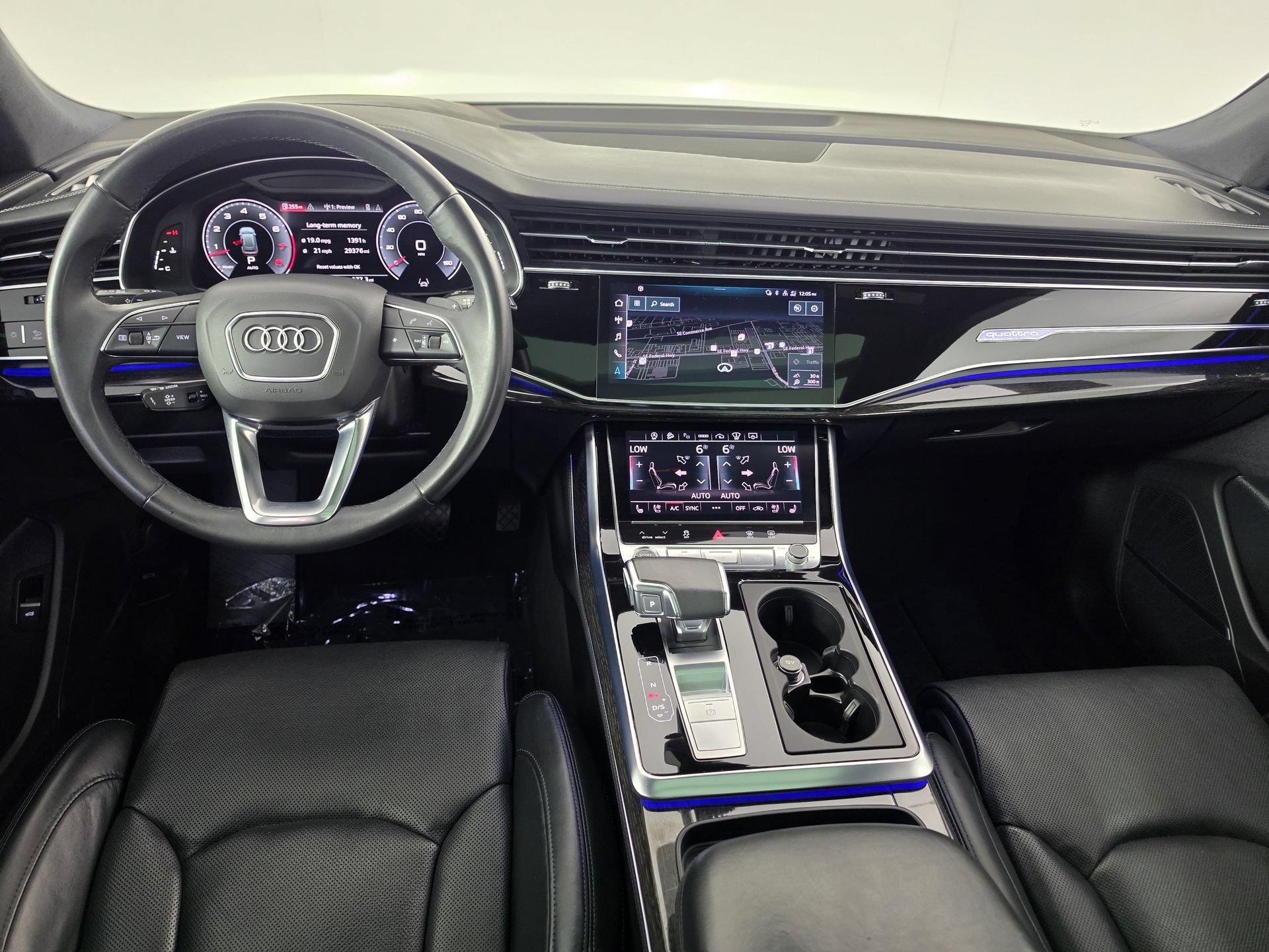 Used 2023 Audi Q8 Prestige AWD/4WD image 21
