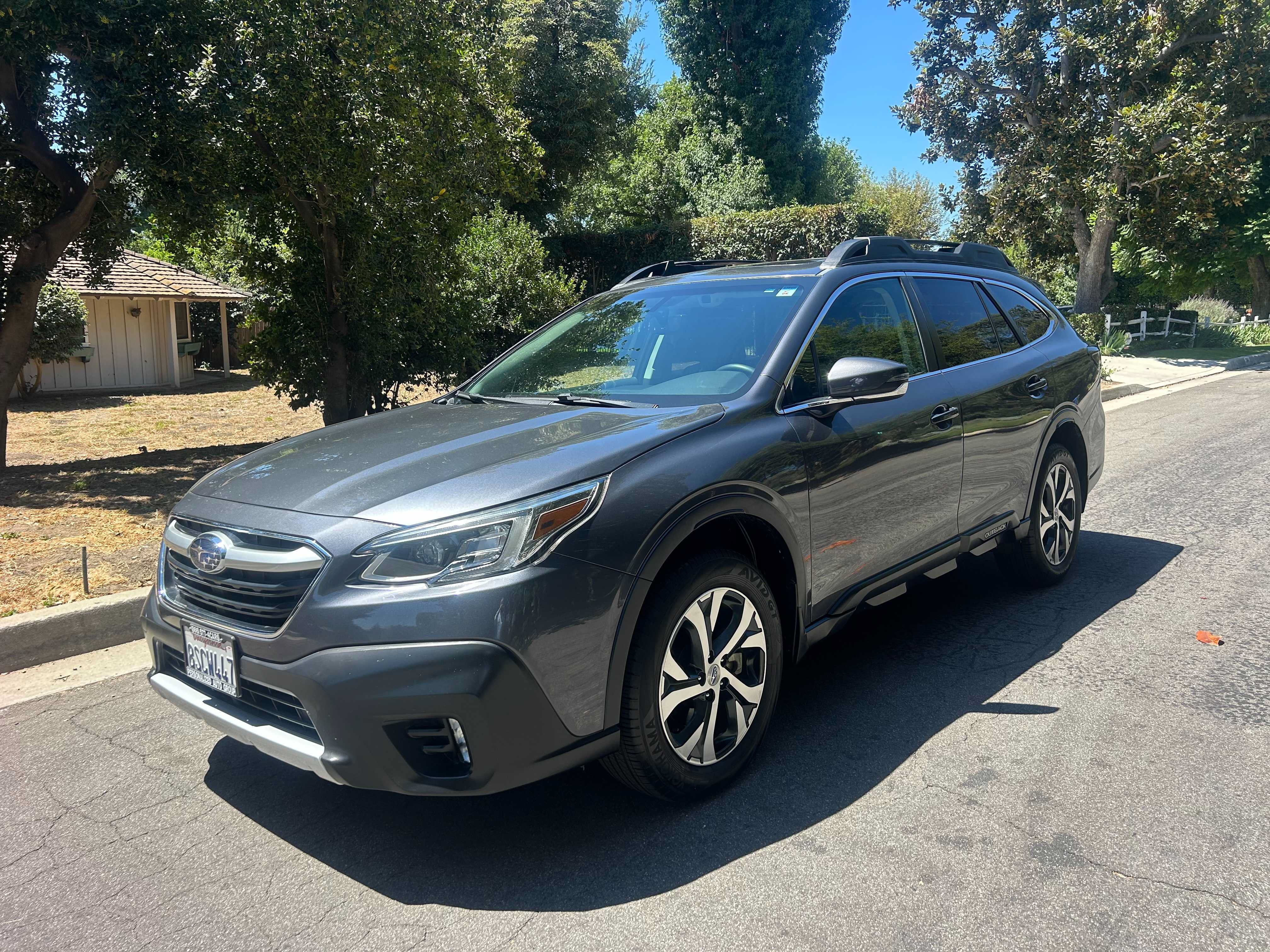 Used 2020 Subaru Outback Limited AWD/4WD image 3