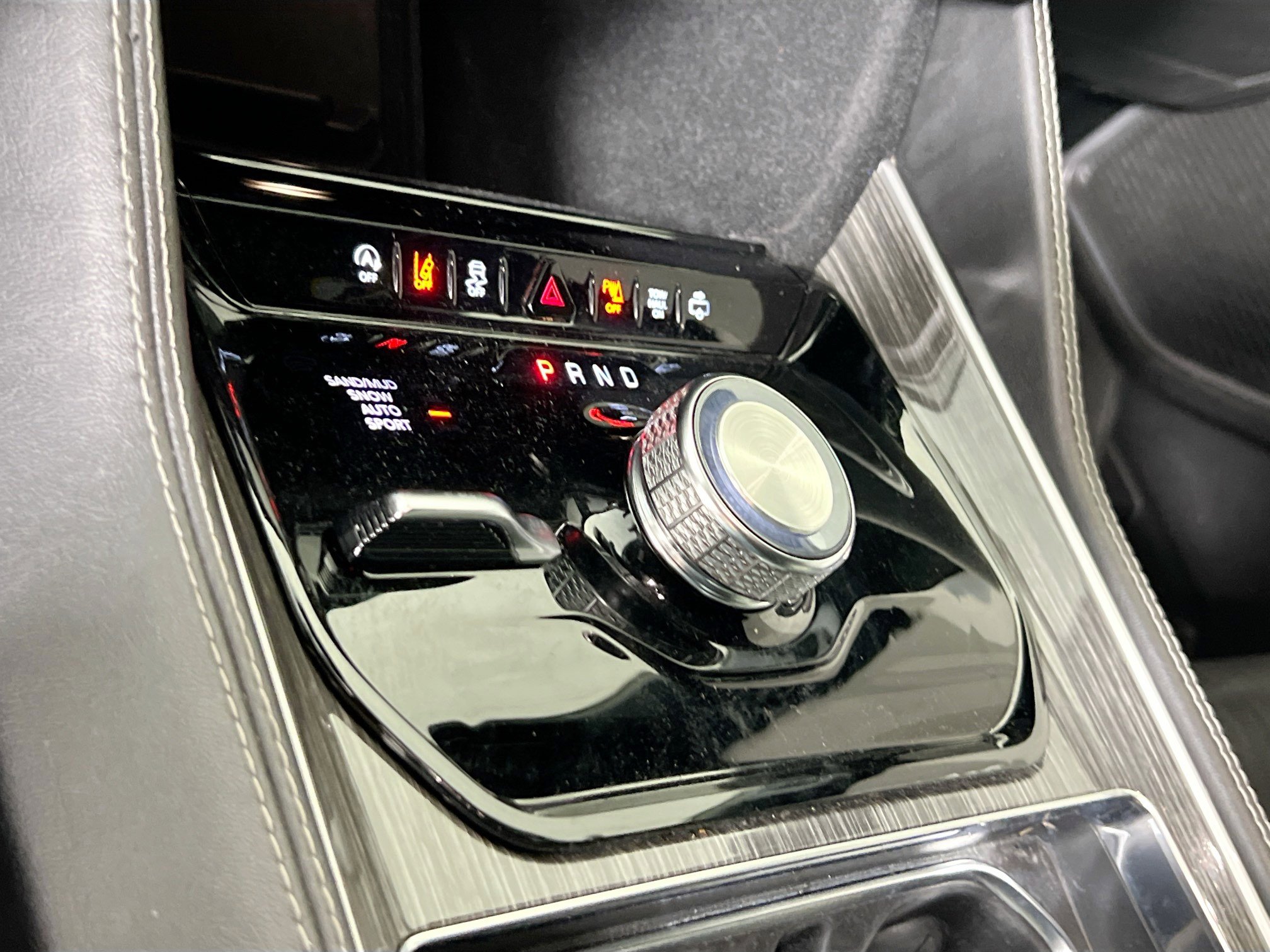 Used 2022 Jeep Wagoneer Series II AWD/4WD image 17