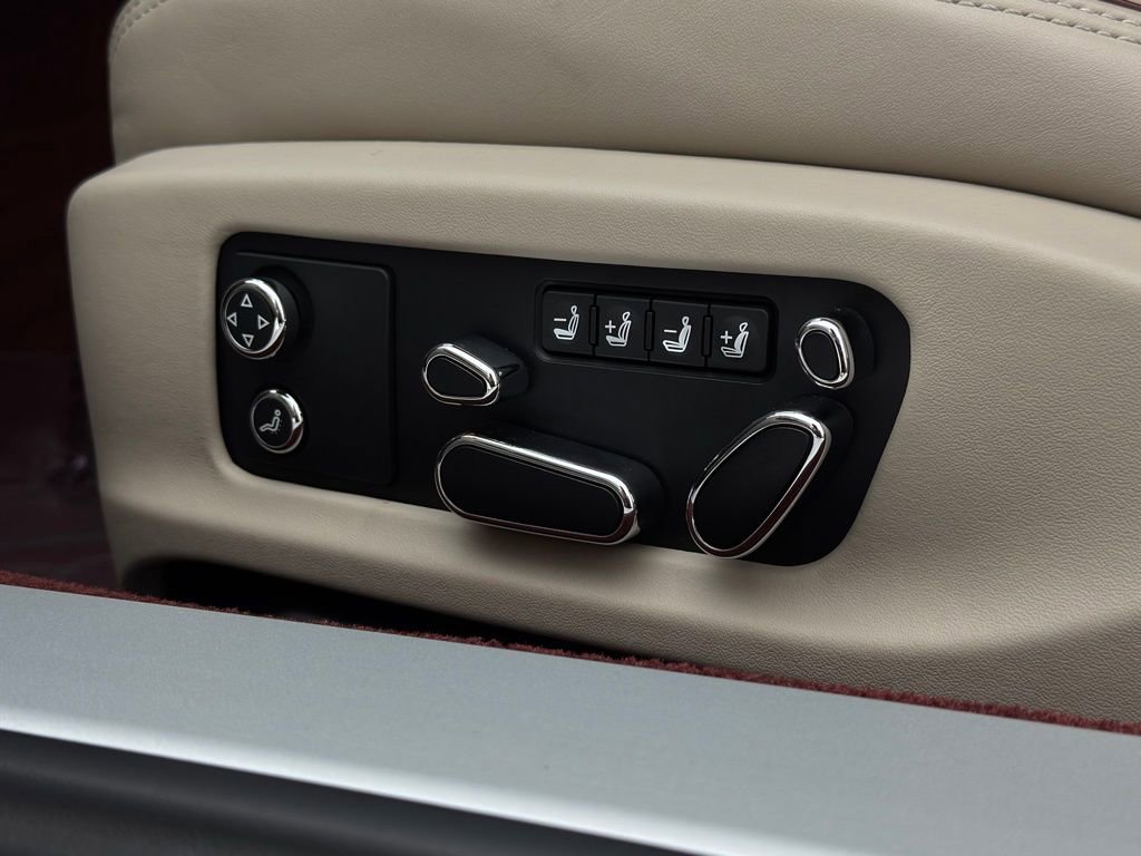 Used 2024 Bentley Continental GT image 15