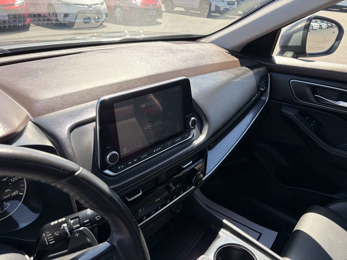 Used 2021 Nissan Rogue SV w/ Premium Package AWD/4WD image 13