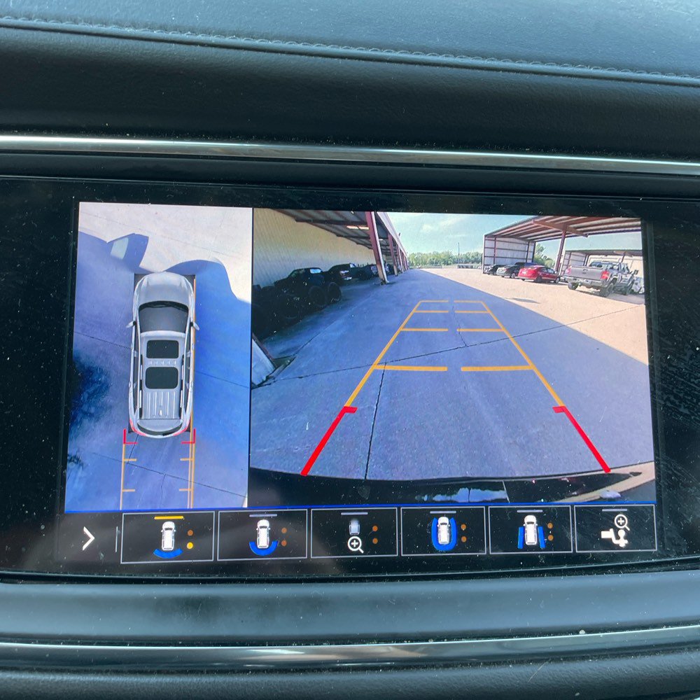 Used 2021 Buick Enclave Avenir w/ Avenir Technology Package AWD/4WD image 16