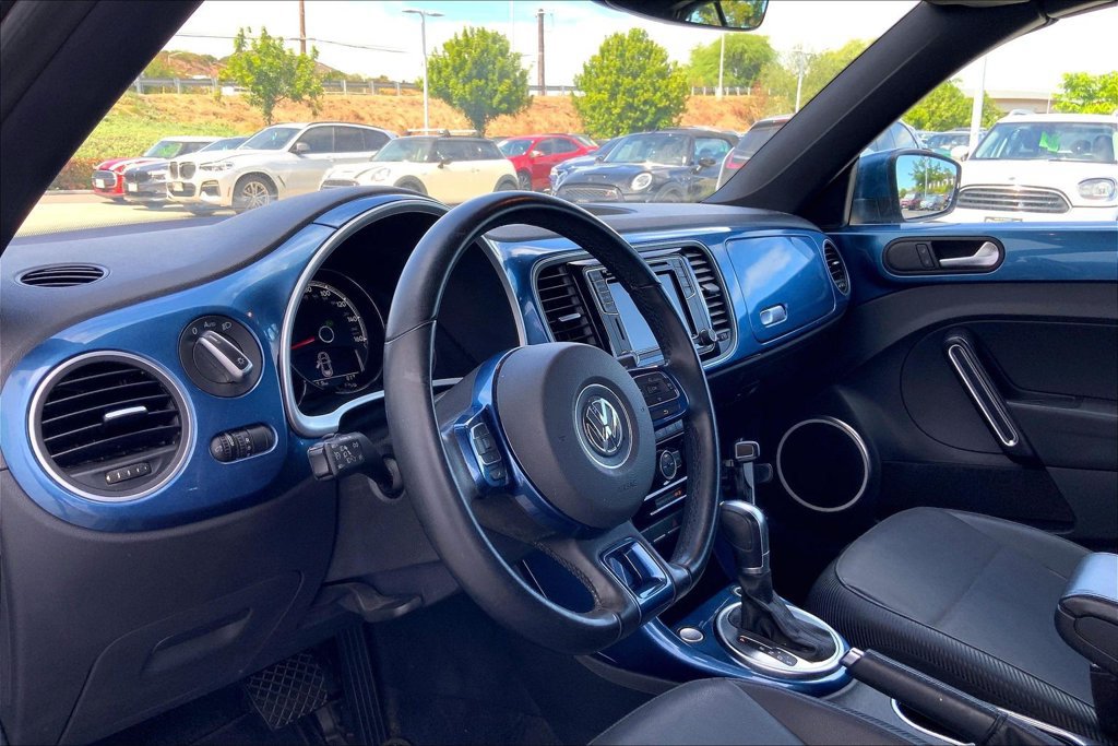 Used 2019 Volkswagen Beetle 2.0T SE FWD image 13