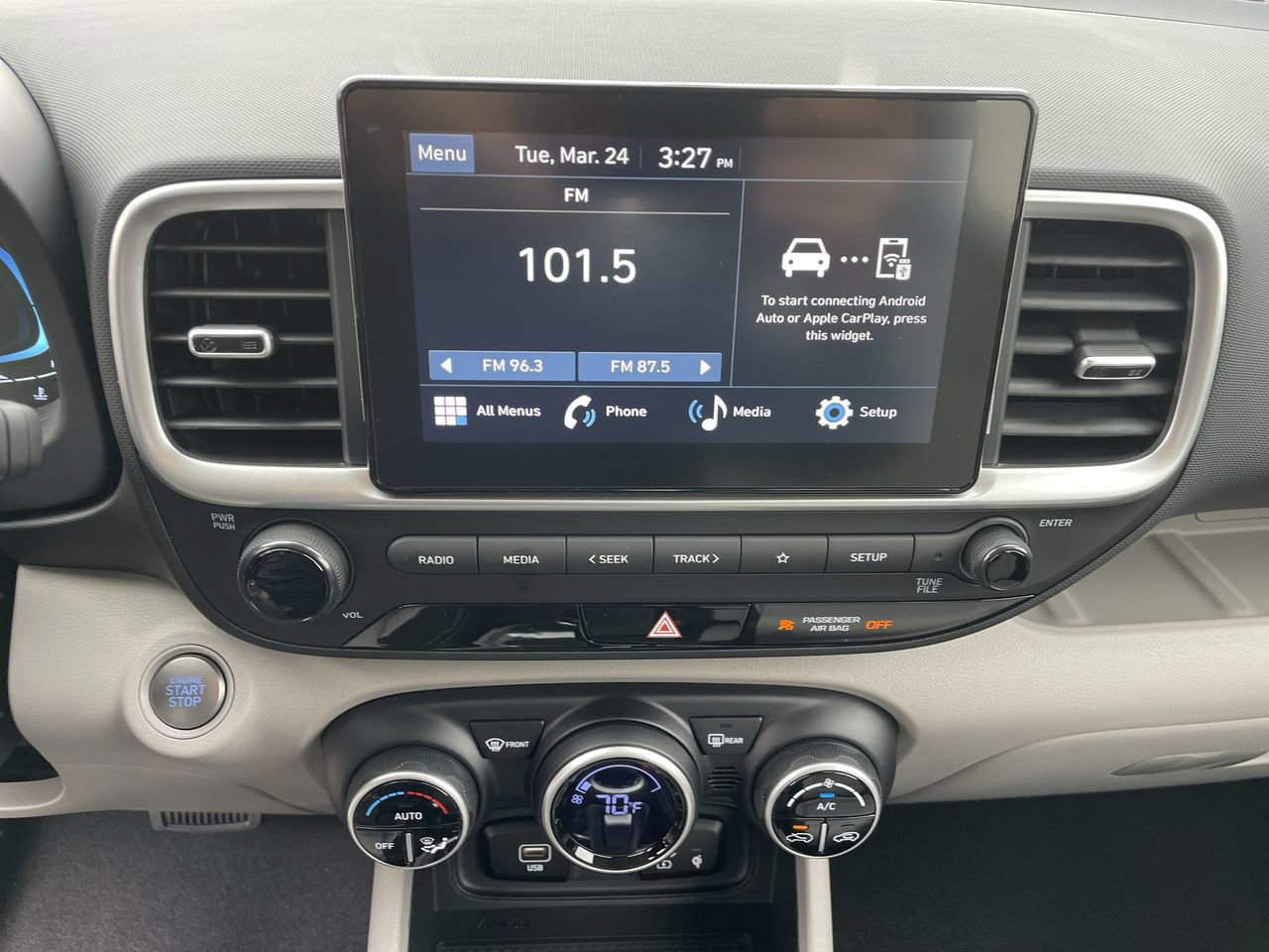 New 2026 Hyundai Venue SEL FWD image 30
