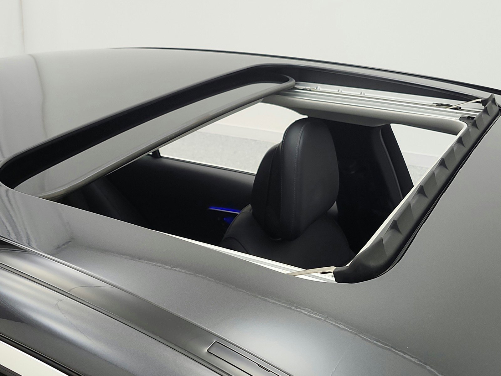 Used 2023 Mercedes-Benz C 300 Sedan image 23