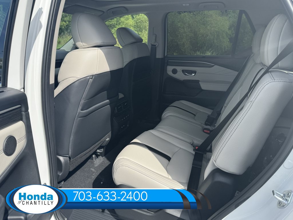 New 2026 Honda Pilot Touring image 30