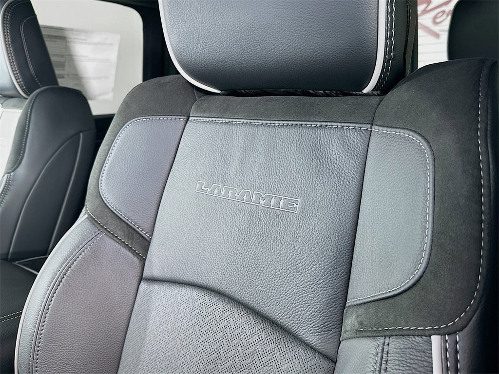 New 2025 RAM 3500 Laramie image 21