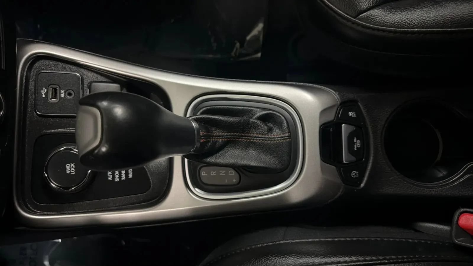 Used 2018 Jeep Compass Latitude w/ Popular Equipment Group AWD/4WD image 24