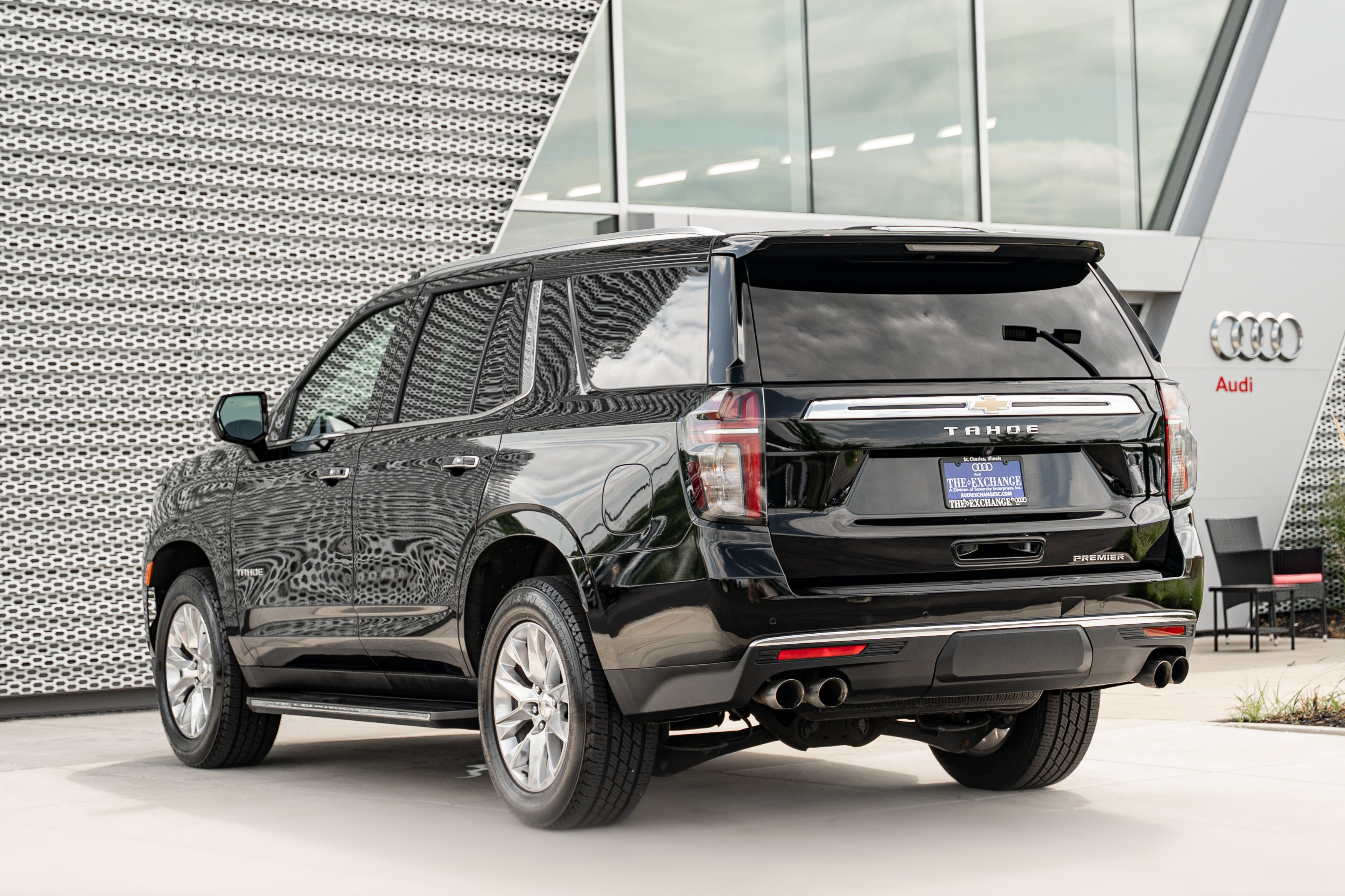 Used 2021 Chevrolet Tahoe Premier AWD/4WD image 5