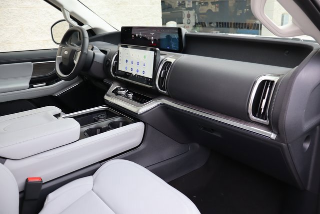 New 2025 Ford Expedition Max Platinum w/ Platinum Ultimate Package image 41