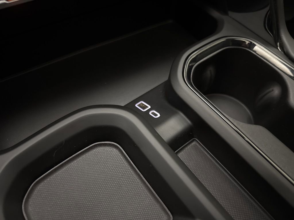 Used 2024 GMC Sierra 2500 AT4X image 53