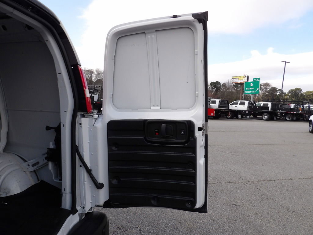 Used 2022 Chevrolet Express 2500 Extended w/ Driver Convenience Package image 46