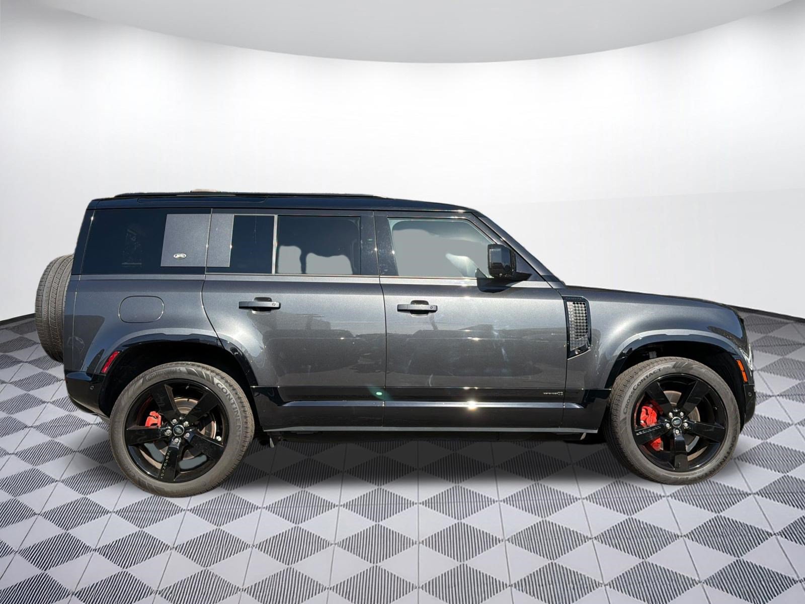 Used 2023 Land Rover Defender 110 X AWD/4WD image 7