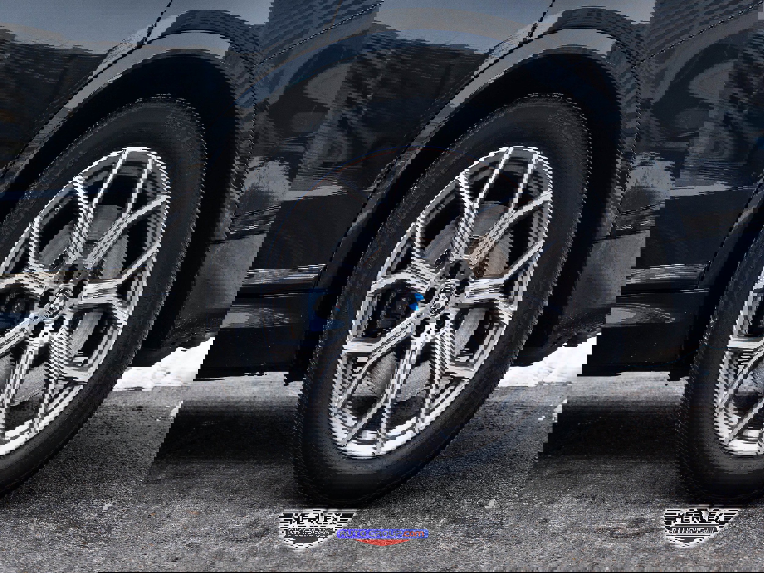 Used 2020 BMW X7 M50i image 12