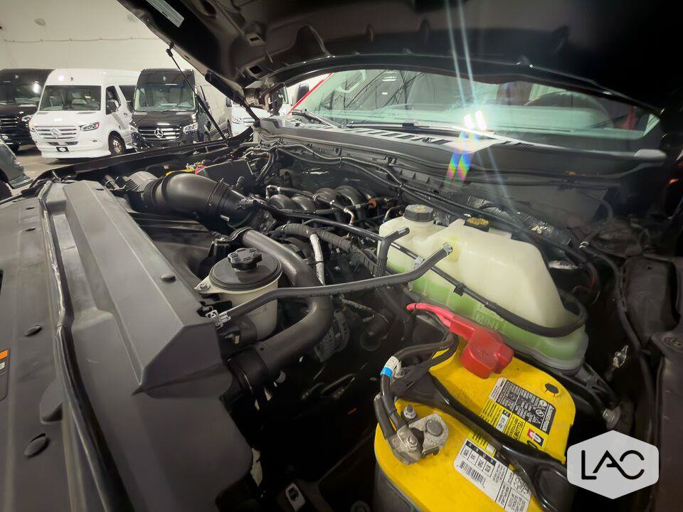Used 2025 Ford F450 XLT w/ Snow Plow Prep Package AWD/4WD image 39