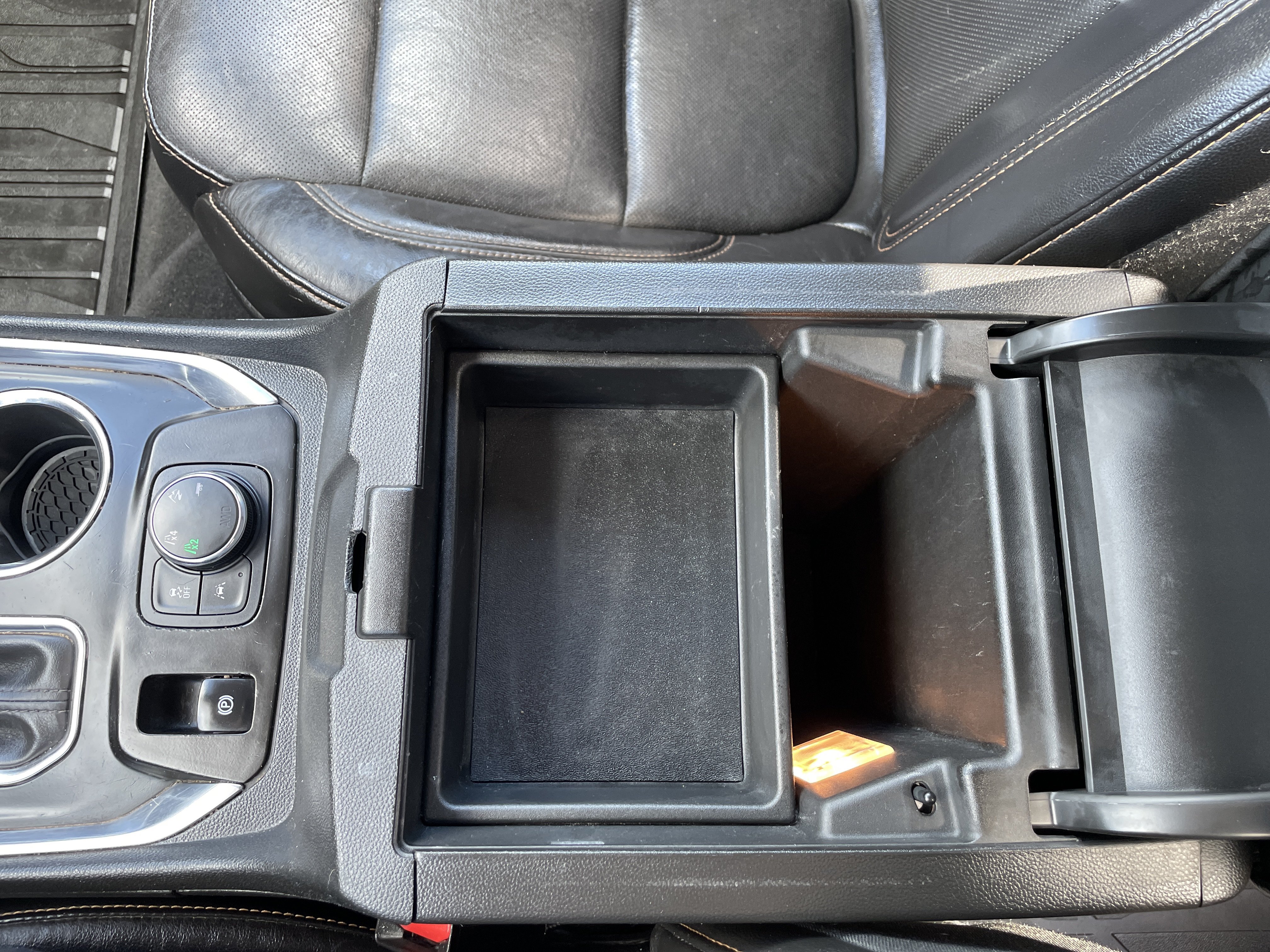 Used 2018 Chevrolet Traverse Premier w/ LPO, Floor Liner Package AWD/4WD image 43