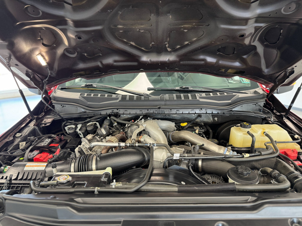 Used 2020 Ford F350 Lariat image 45