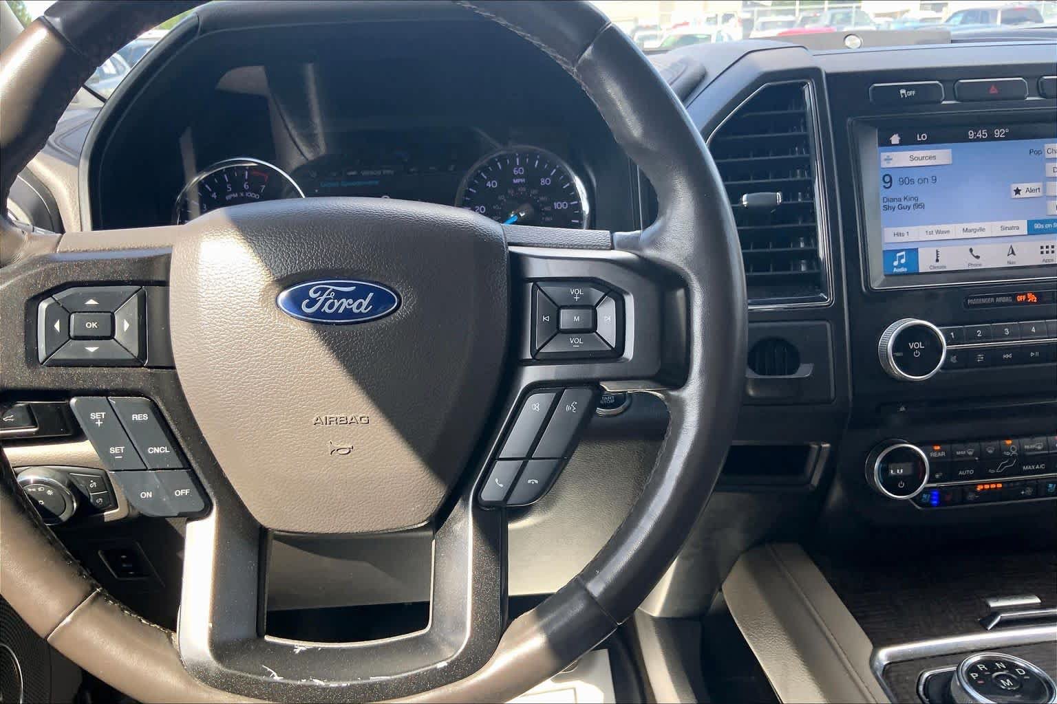 Used 2018 Ford Expedition Limited RWD image 25