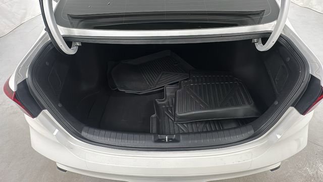 Used 2024 Kia Forte GT-Line image 15