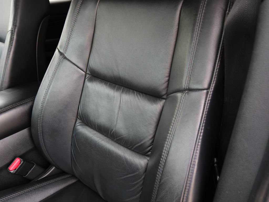 Used 2011 Jeep Grand Cherokee Laredo image 25