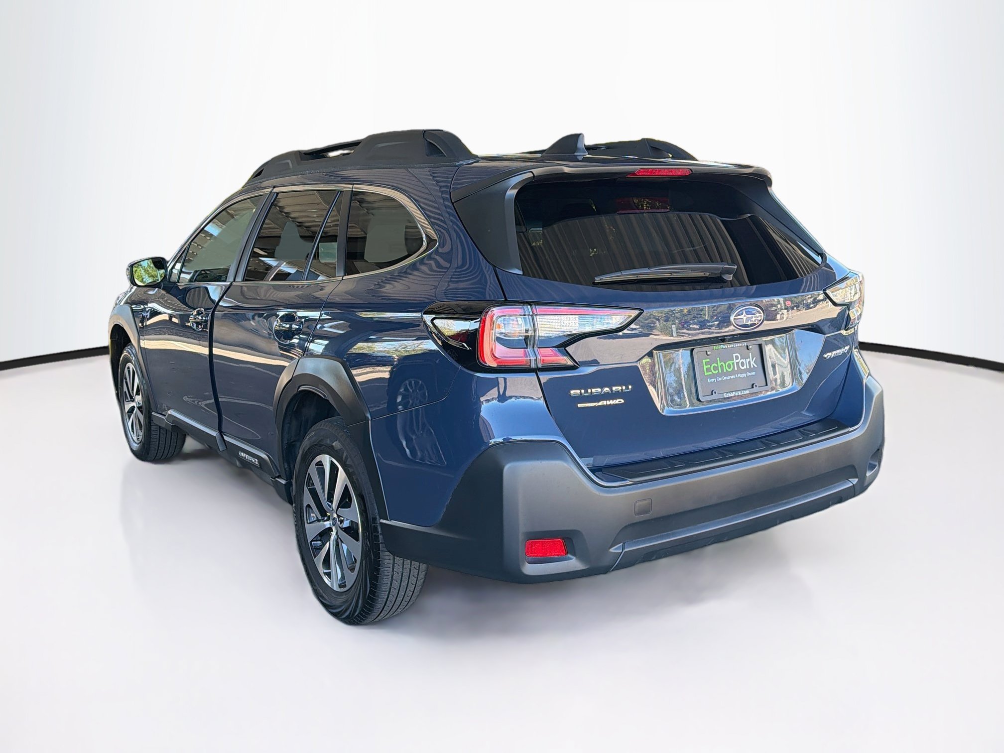 Used 2025 Subaru Outback Premium w/ Popular Package #1A AWD/4WD image 5