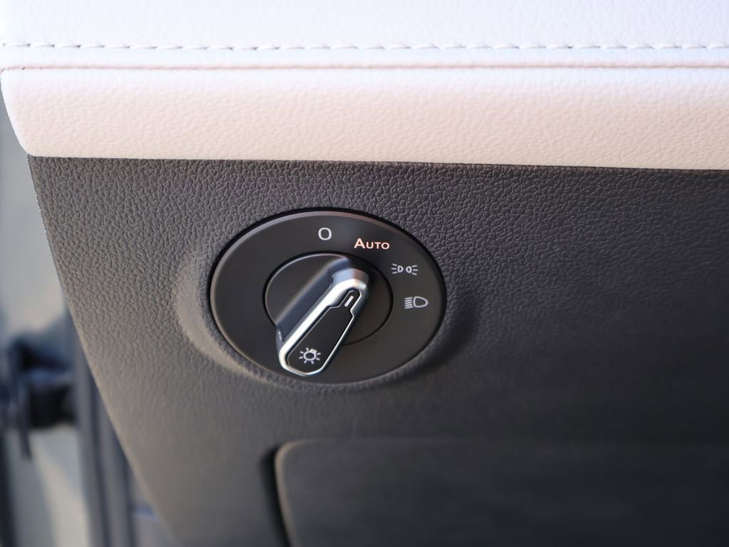 New 2026 Volkswagen Taos S image 40