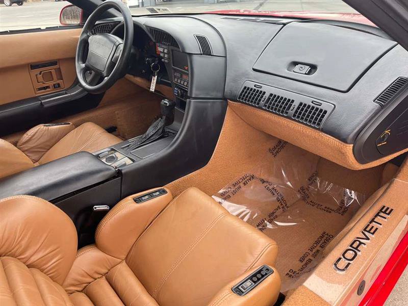 Used 1990 Chevrolet Corvette Convertible RWD image 42