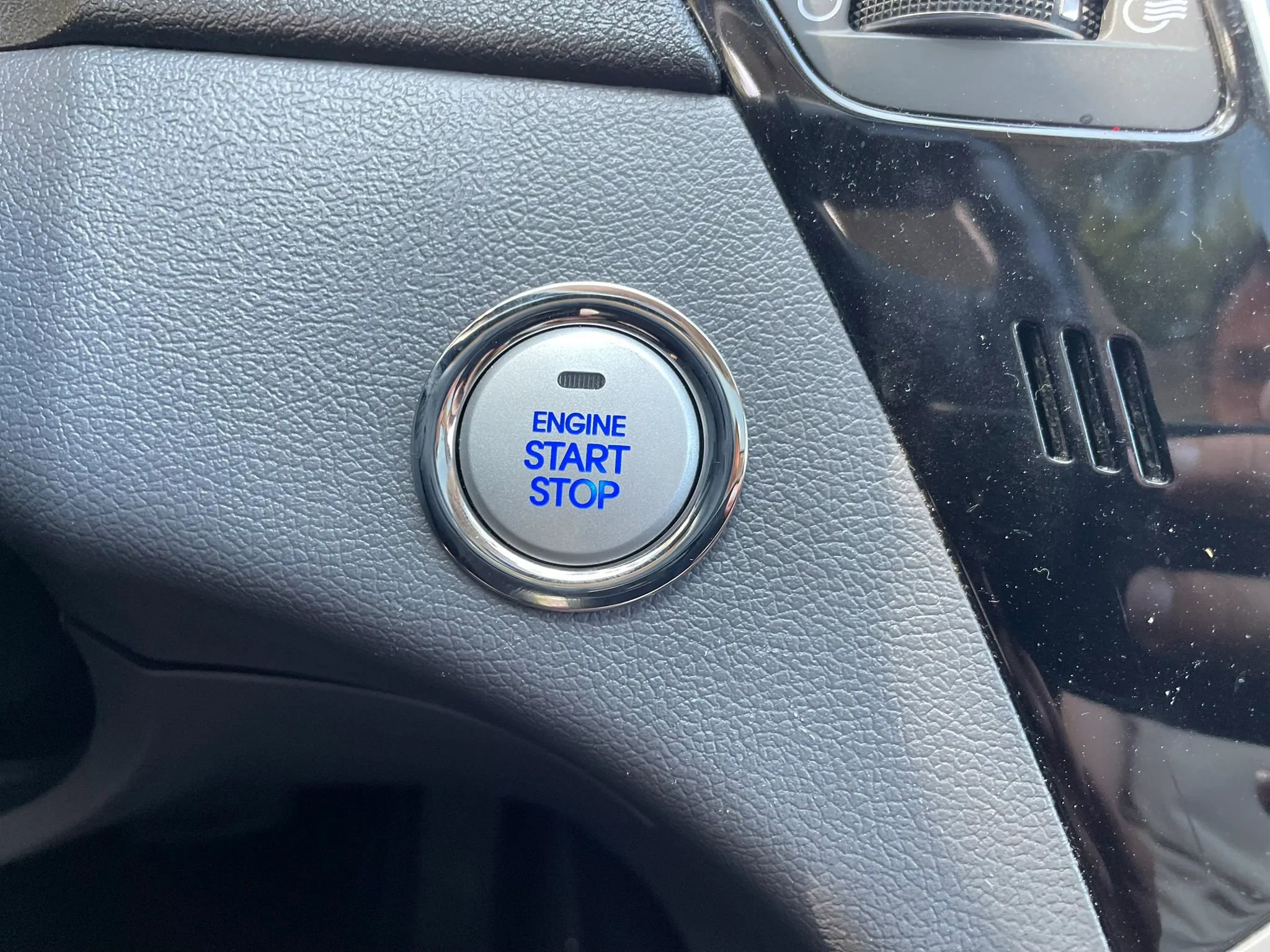 Used 2014 Hyundai Sonata Limited w/ Technology Package 05 FWD image 21