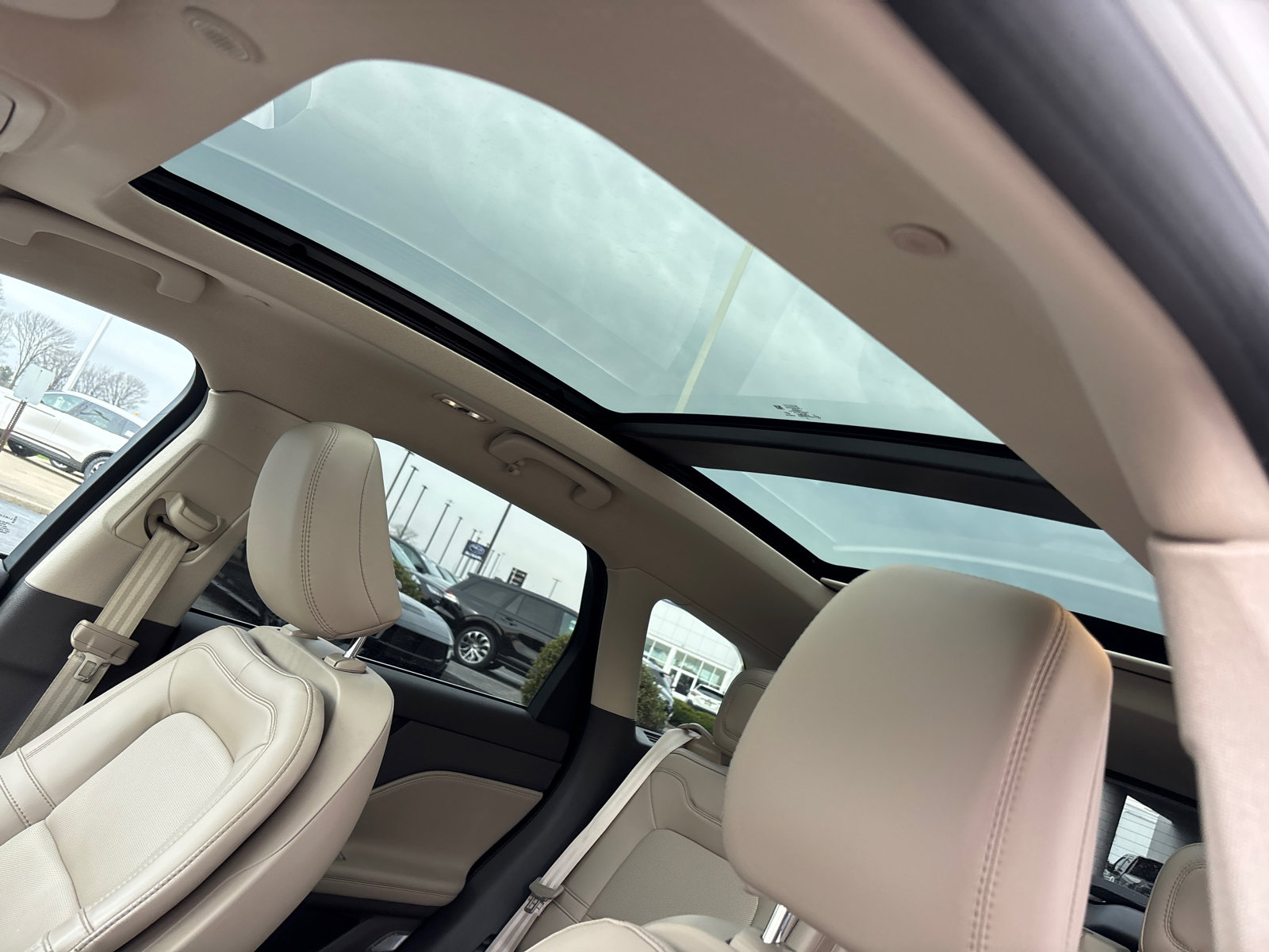 Certified 2024 Lincoln Corsair AWD w/ Equipment Group 101A image 26