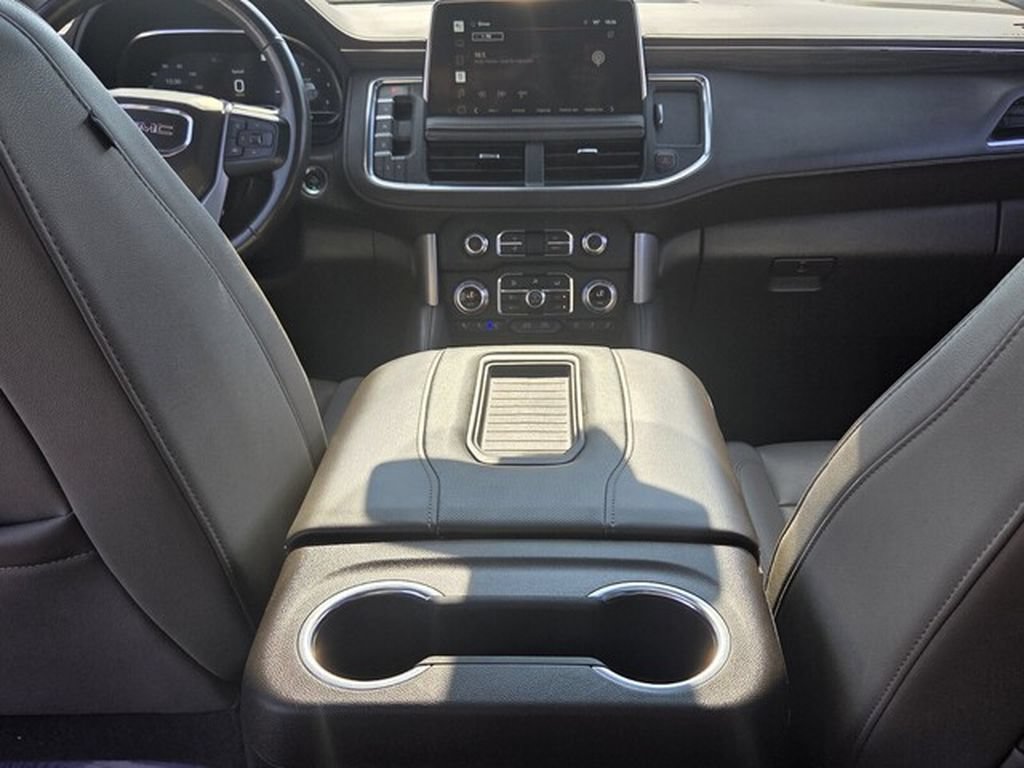 Used 2022 GMC Yukon XL SLT w/ SLT Premium Package RWD image 7
