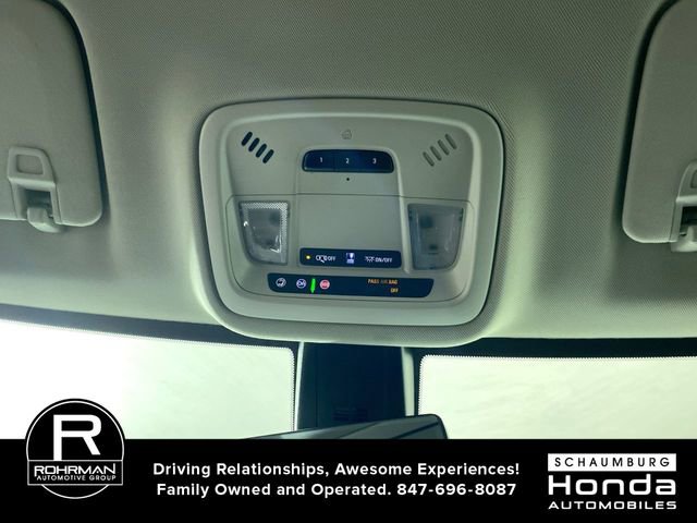 Used 2019 Chevrolet Traverse LT w/ LT Premium Package image 11