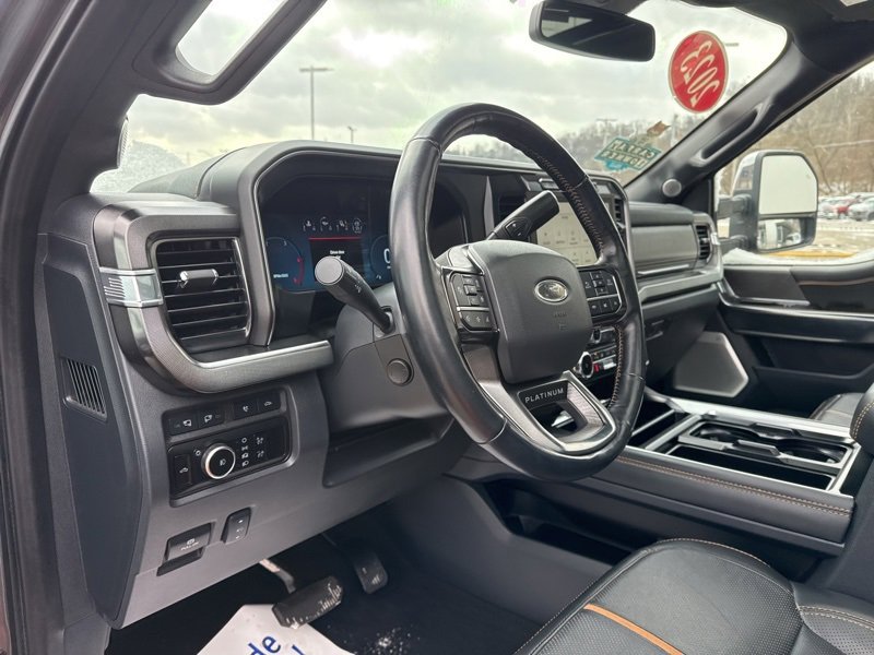 Used 2023 Ford F350 Platinum image 27