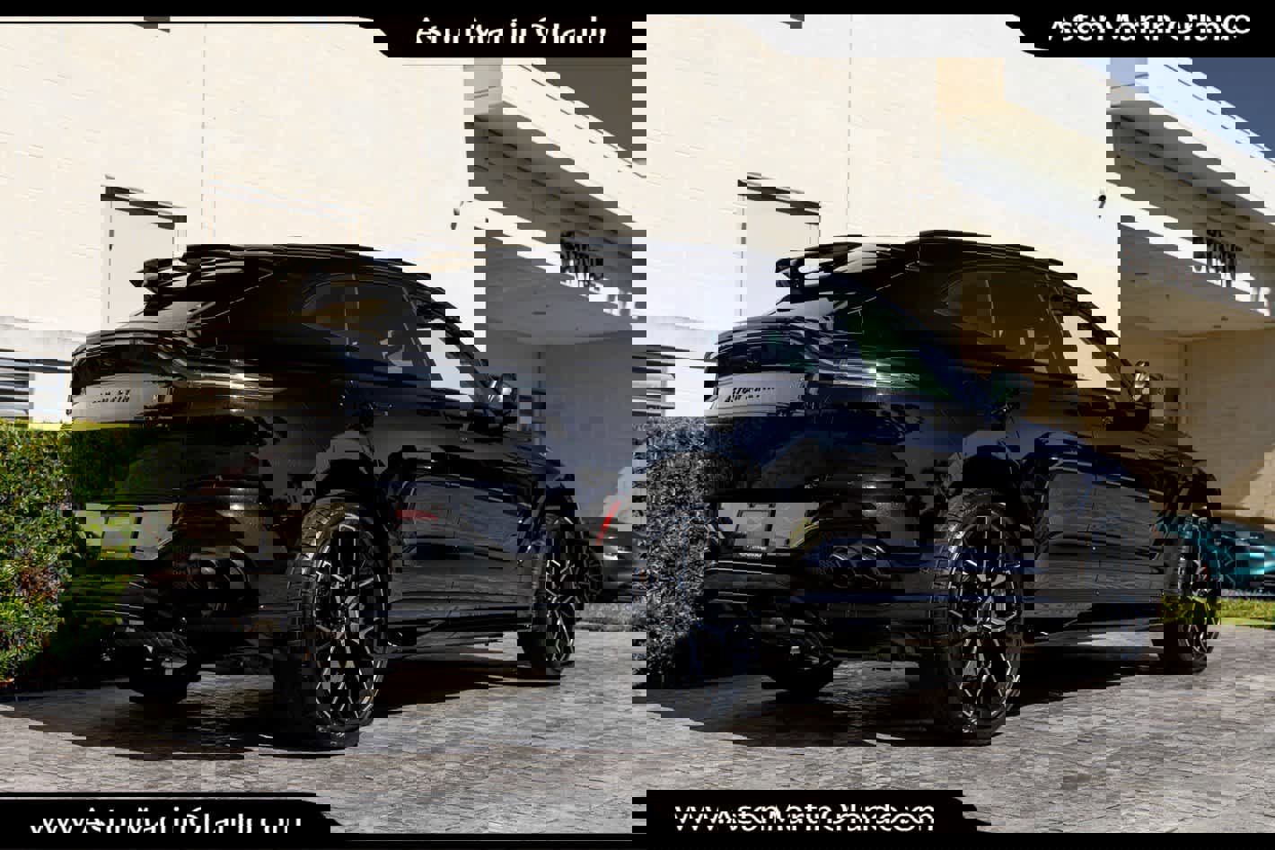 Used 2025 Aston Martin DBX 707 image 26