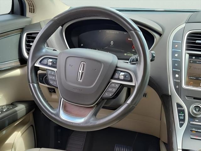 Used 2019 Lincoln Nautilus Select AWD/4WD image 14
