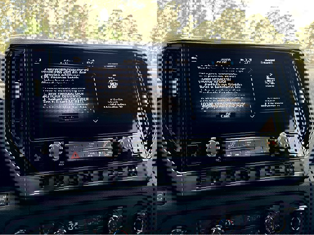 New 2026 Nissan Frontier SV w/ SV Convenience Package image 6