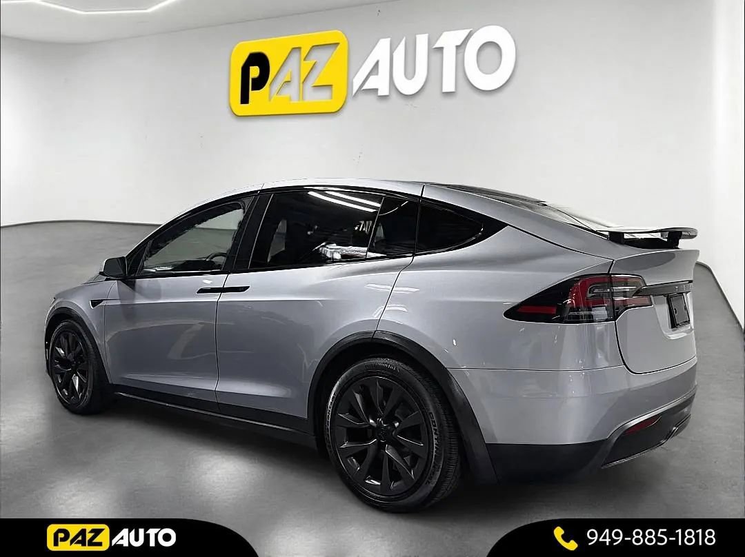 Used 2025 Tesla Model X image 3