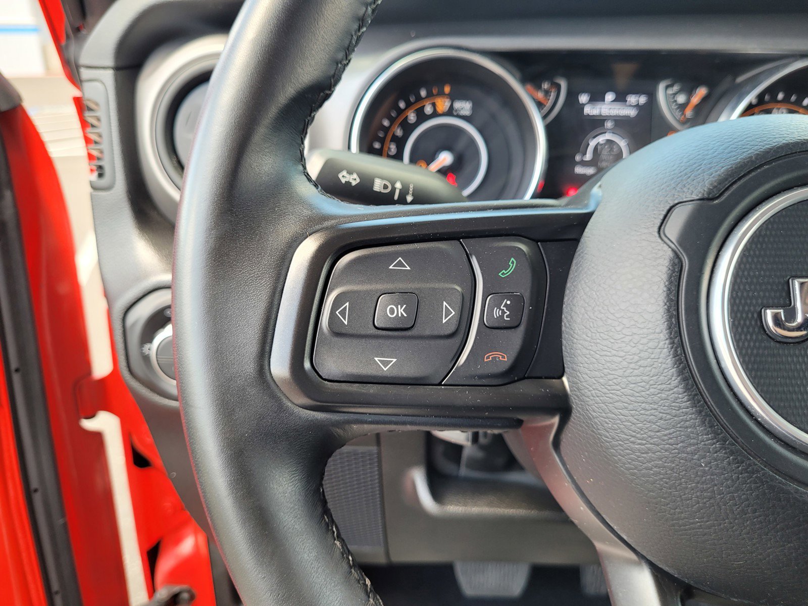 Used 2022 Jeep Gladiator Willys image 21