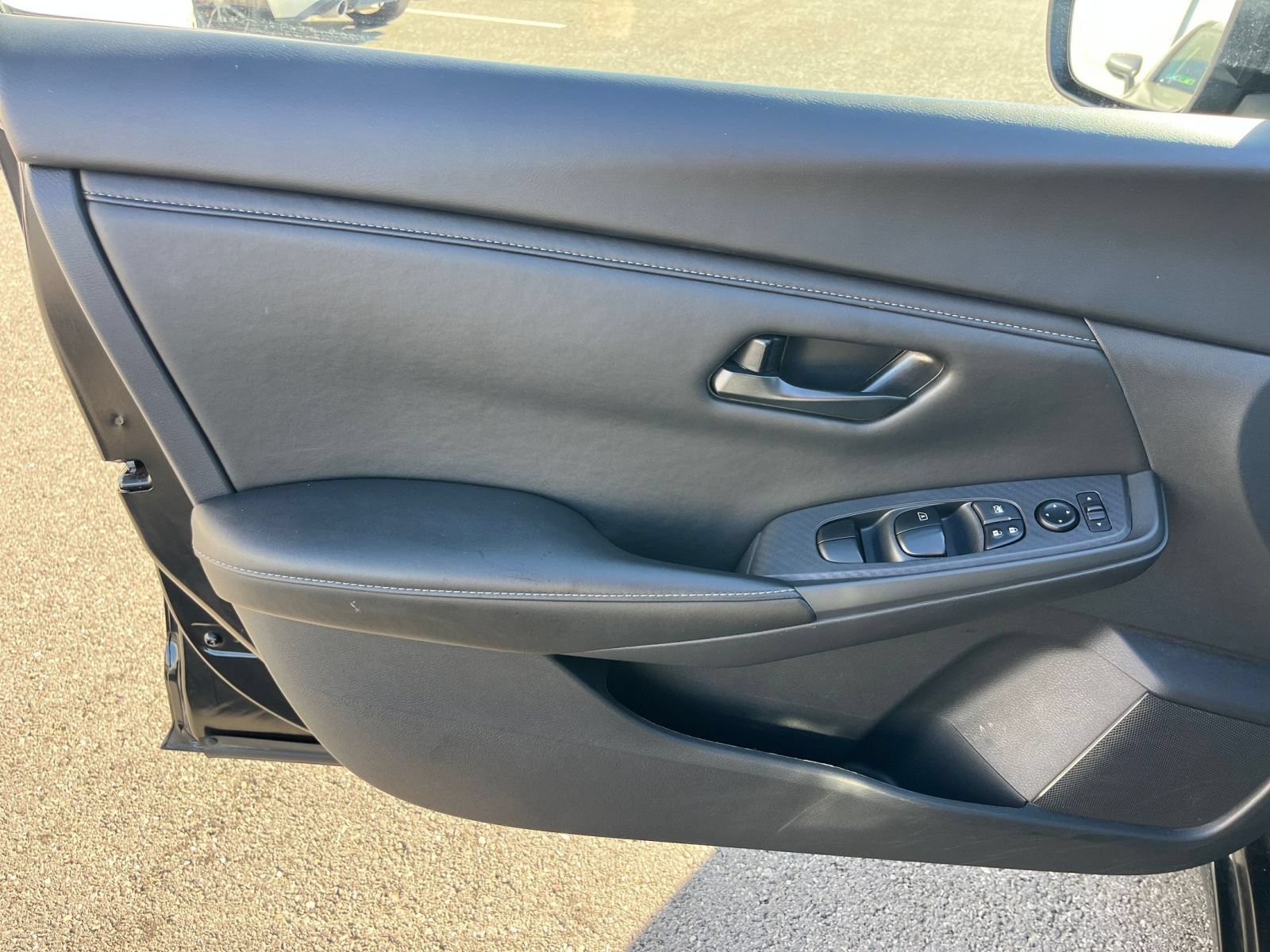 Used 2025 Nissan Sentra S FWD image 18