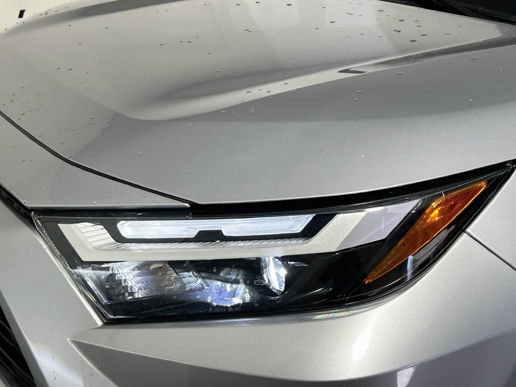 Used 2024 Toyota RAV4 XLE FWD image 11