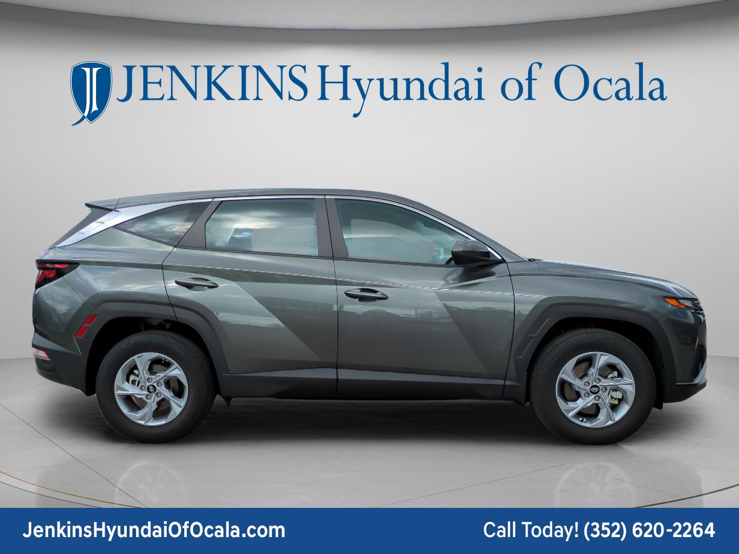 Certified 2023 Hyundai Tucson SE image 2